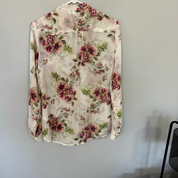 Kut from the Kloth Semi Sheer Floral Button Down Shirt Size Small Roll Tab - Picture 2 of 7